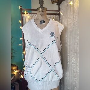 Vintage 1980s Old Saint Andrew’s Argyle Diamond Gold Sweater Vest Size Large